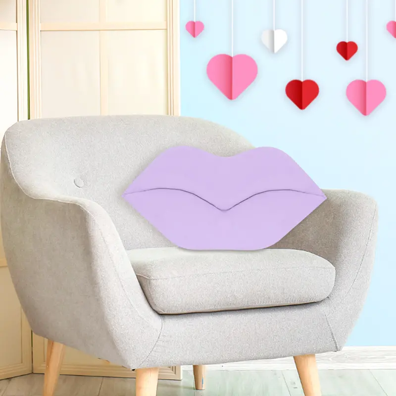 Almohada Con Diseño De Labios, Color Lila 1