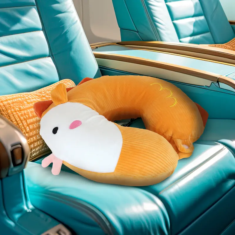 Almohada Con Diseño De Pez Color Naranja Para Viaje 1