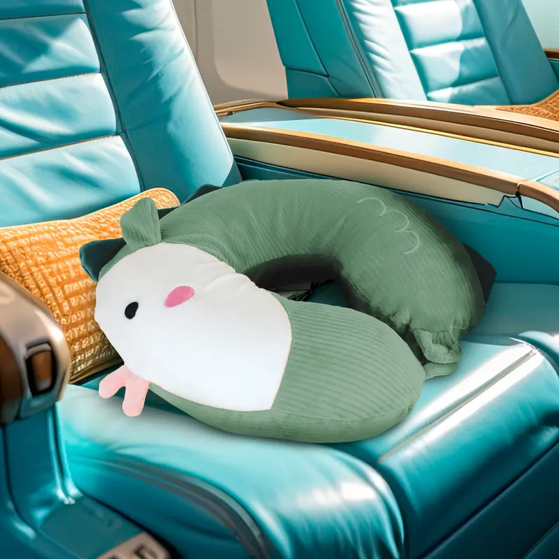 Almohada Con Diseño De Pez Color Verde Para Viaje 1