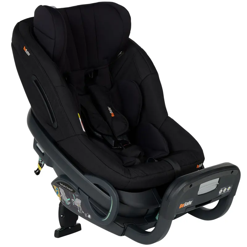 Besafe Stretch 2 Car Seat In Black Cab 1