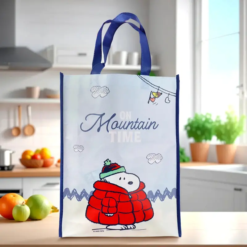 Bolsa Ecológica Navideña, Peanuts, One Mountain Time 1