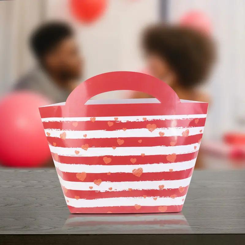 Bolsa Love De Corazones Rayada, Color Rojo/Blanco 1
