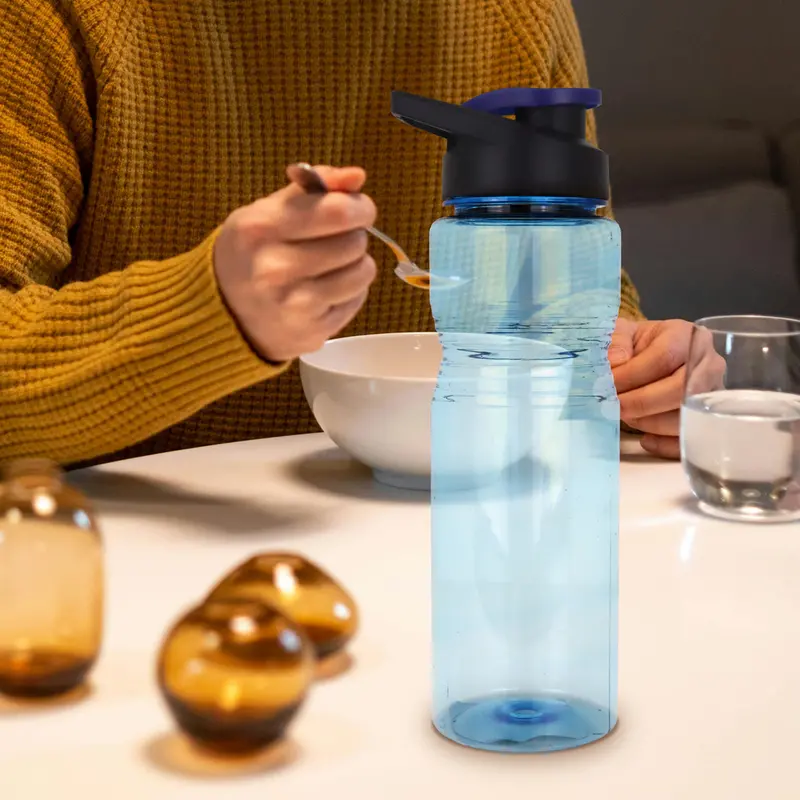 Botella Color Azul De Plástico Con Tapa 800Ml 2