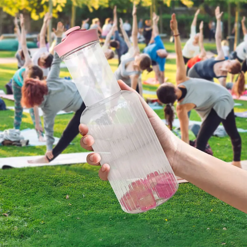 Botella De Agua Con Cubitos De Hielo Reutilizables, Color Rosa, 1 L 1