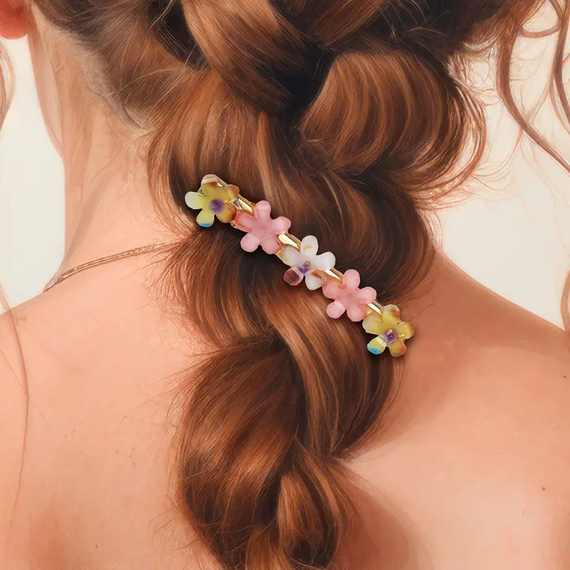 Broche Con Flores Para El Cabello 1