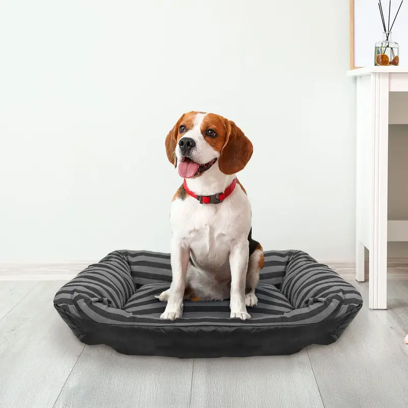 Cama Para Mascota, Diseño Rayas, Color Gris, 43X32 Cm 1