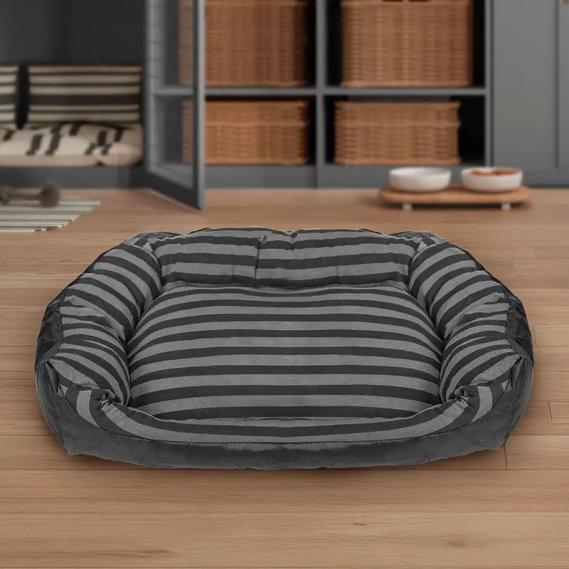 Cama Para Mascota, Diseño Rayas, Color Gris, 43X32 Cm 2