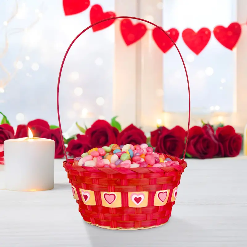 Canasta Decorativa Corazones Para San Valentín, Color Rojo 2