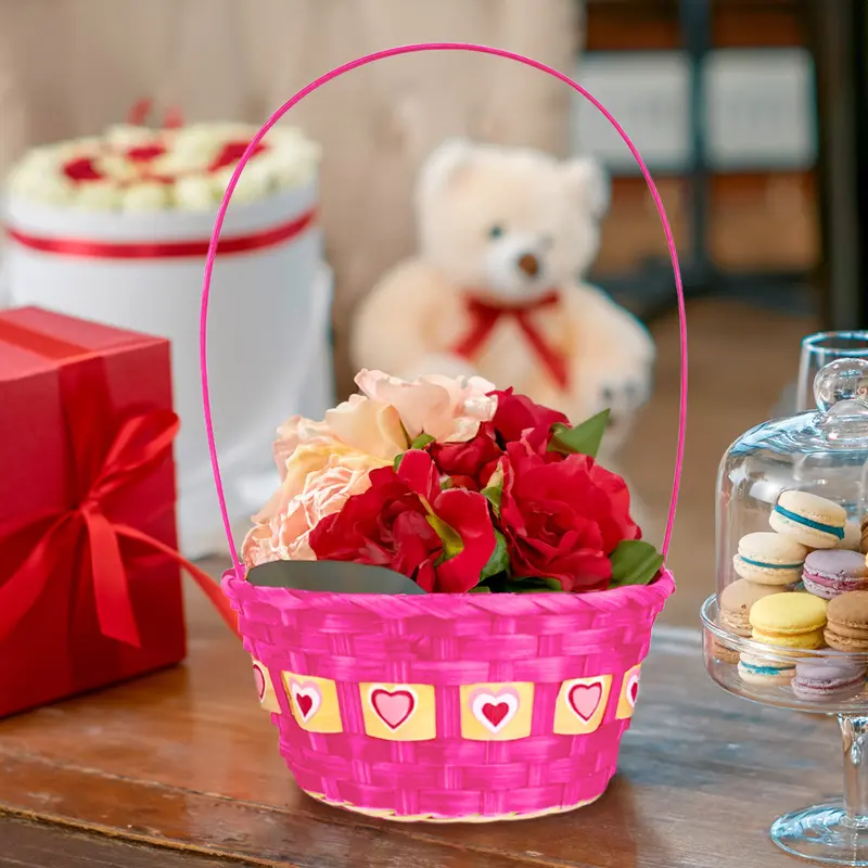 Canasta Decorativa Corazones Para San Valentín, Color Rosa 1