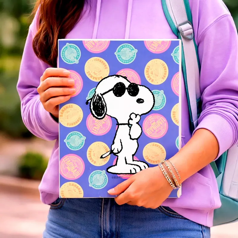 Carpeta, Snoopy, Peanuts 2