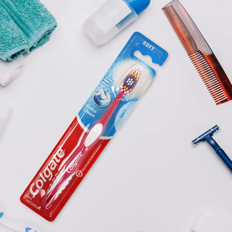 Cepillo De Dientes Colgate, Color Fucsia 2