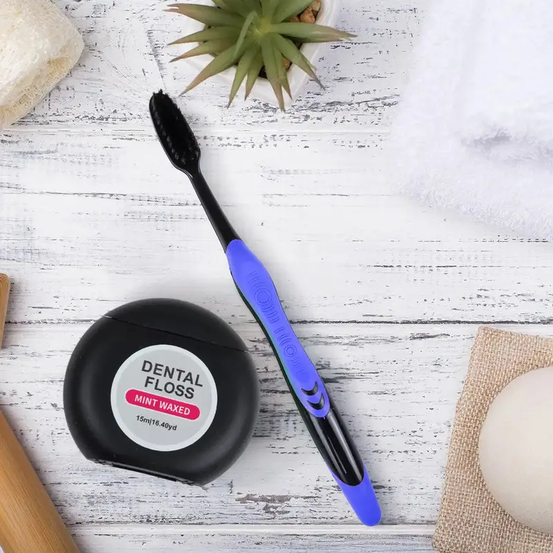 Cepillo Dental Con Hilo Dental, Color Azul 1