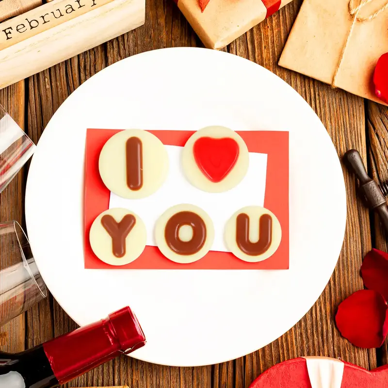 Chocolates En Forma De Letras, 5 Pzas 1