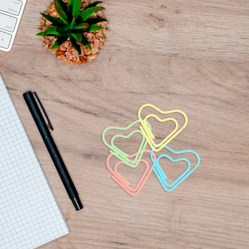Clips En Forma De Corazón De Colores, 8 Pzas 1