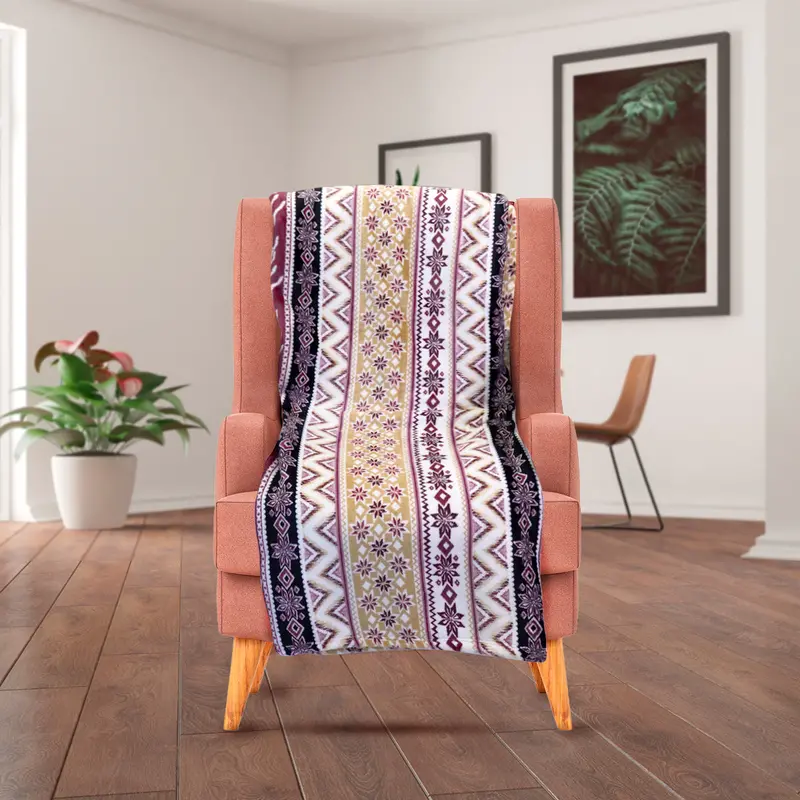 Cobija Afelpada Color Beige Con Vino, 179X148cm 2
