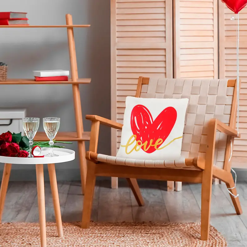 Cojín Decorado "Love" 1