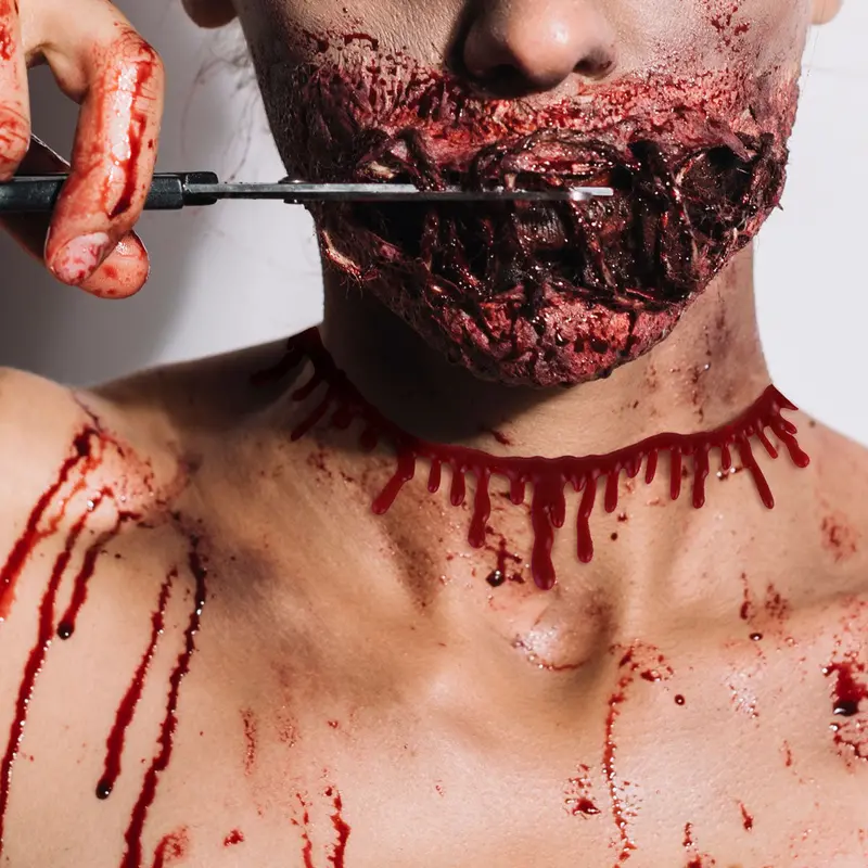 Collar Con Diseño De Sangre Para Disfraz 1