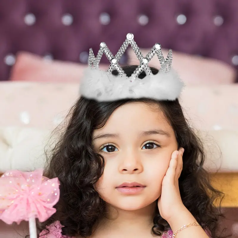 Corona De Princesa Con Detalles Blancos 1