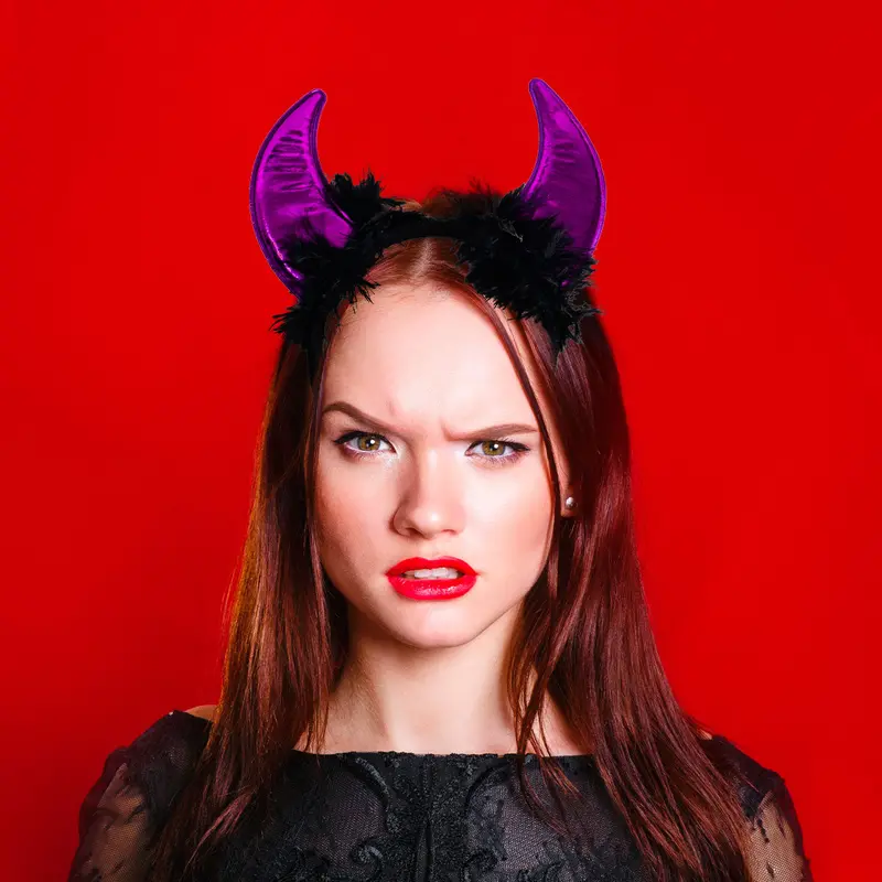 Diadema Con Orejas De Diablo Color Morado 1