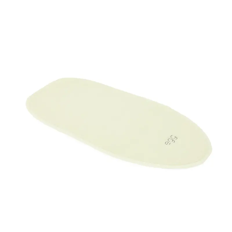 Egg2 Carrycot Mattress Topper In Cream 1