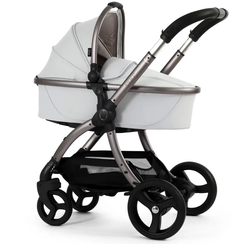 Egg3 Pram Bundle In Houndstooth Silver 2