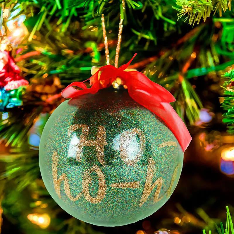 Esfera Navideña Brillante "Hohoho", Color Verde, 10 Cm 1