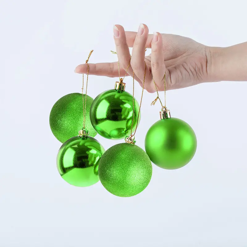 Esferas Navideñas Color Verde, 5 Piezas 1