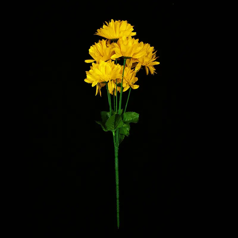 Flor Artificial De Cempasúchil 1