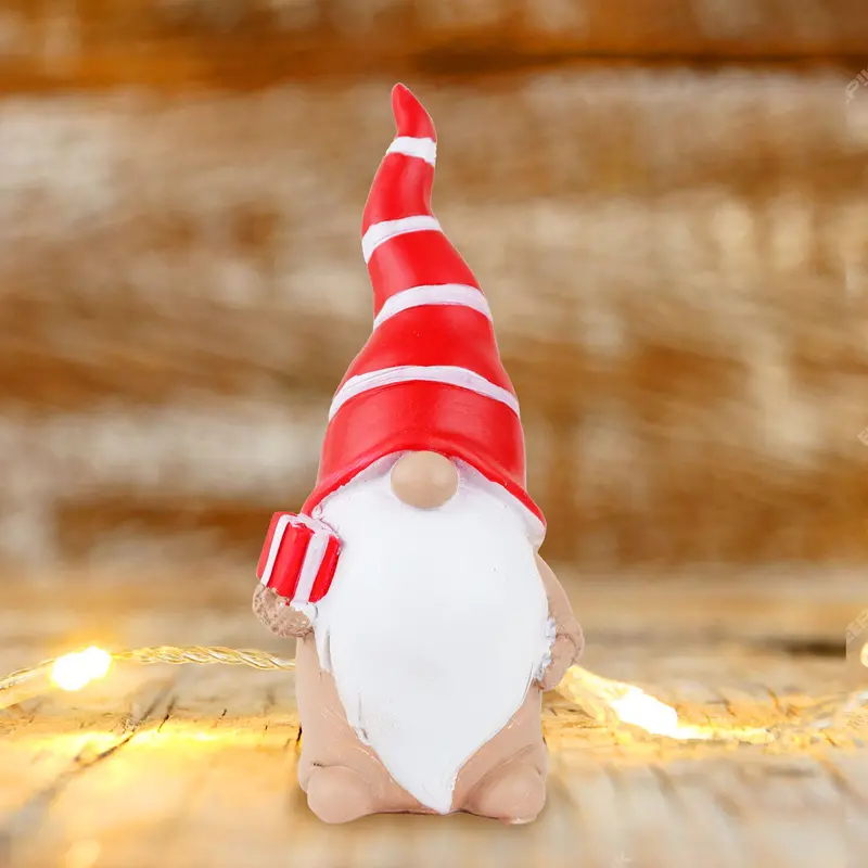 Gnomo Con Regalo, Figura De Cerámica 2