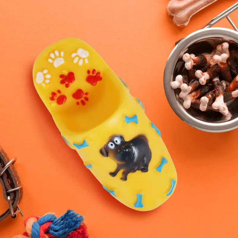 Juguete Para Mascota En Forma De Pantufla, Color Amarillo 1