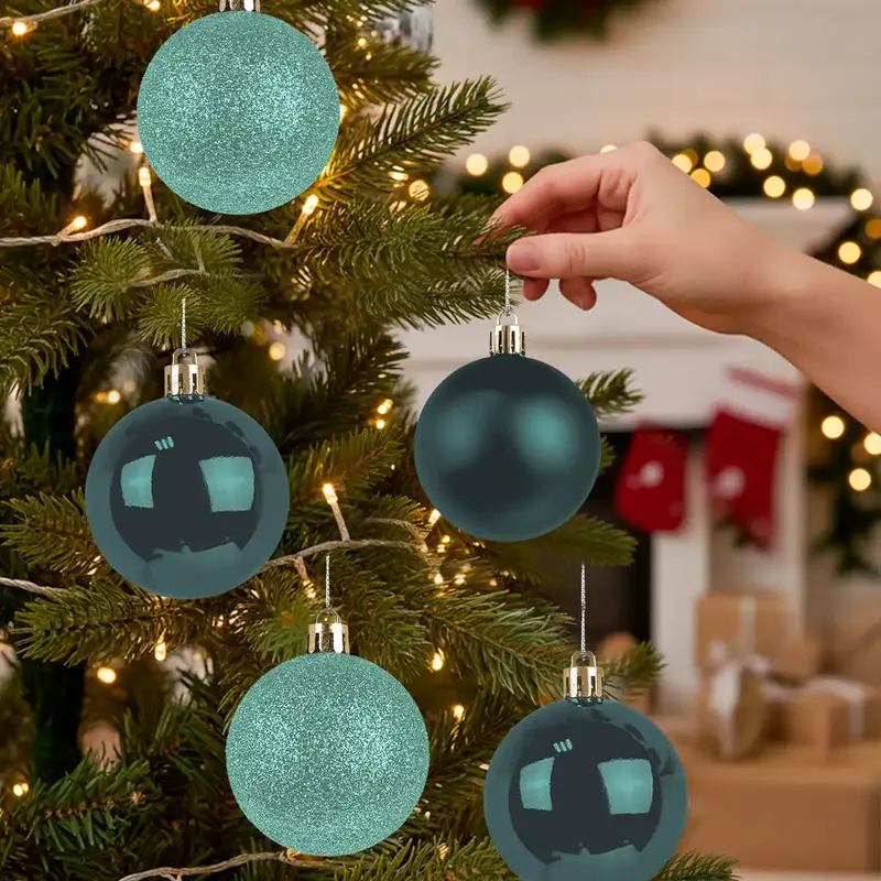 Kit De 5 Esferas Navideñas, Color Verde 1