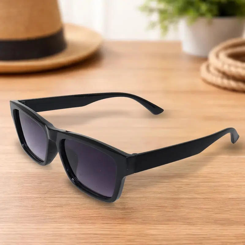 Lentes De Sol, Color Negro 2
