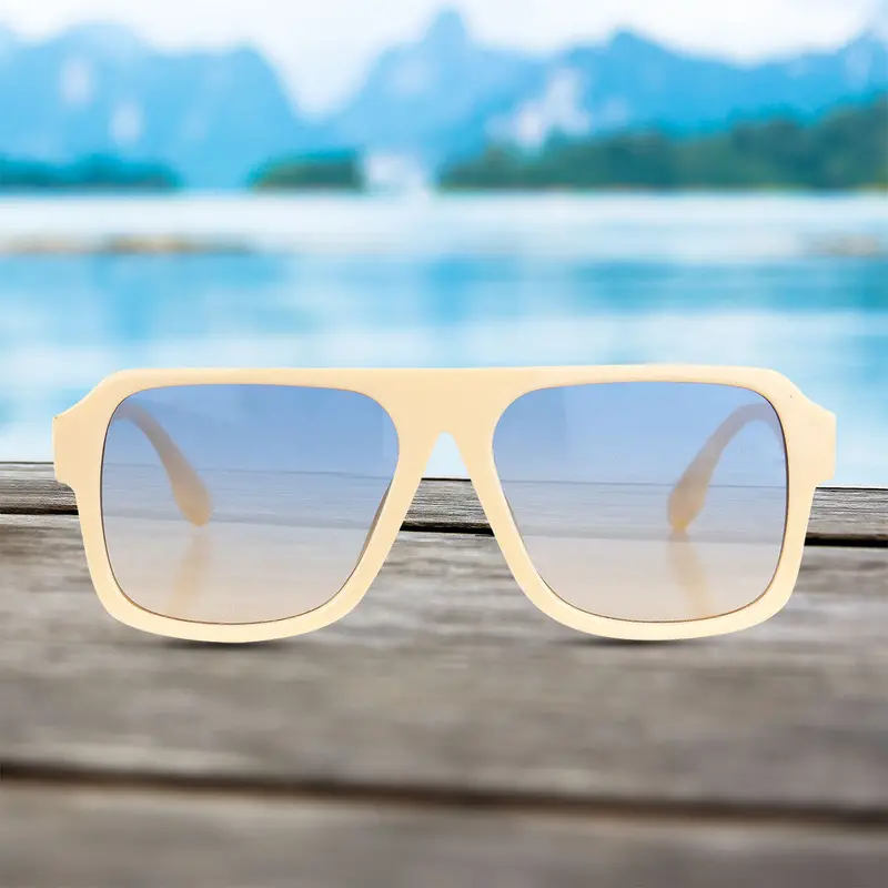 Lentes De Sol Con Marco Cuadrado Color Beige 1