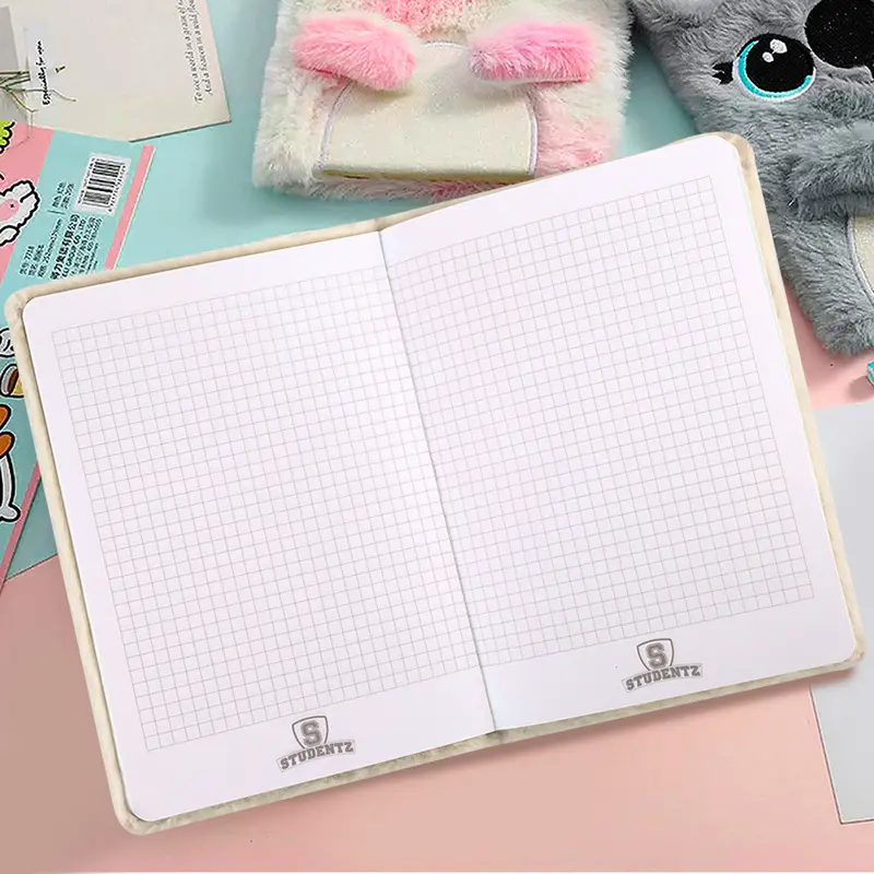 Libreta Llama De Peluche Color Beige, 80 Páginas 2