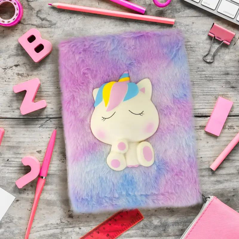 Libreta Peluche Unicornio Con Squishies 80H 1