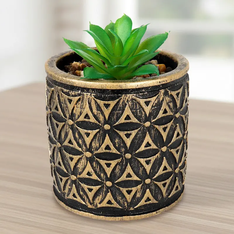 Maceta Con Planta Artificial, Diseño Cilindro Con Patrón, Color Dorado 2