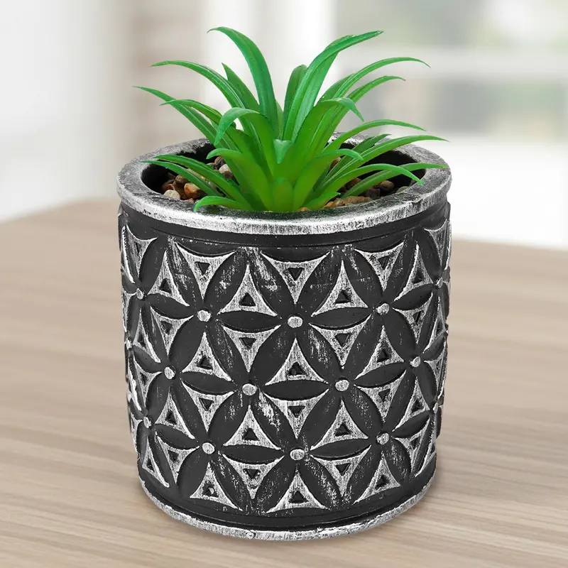 Maceta Con Planta Artificial, Diseño Cilindro Con Patrón, Color Plata 2