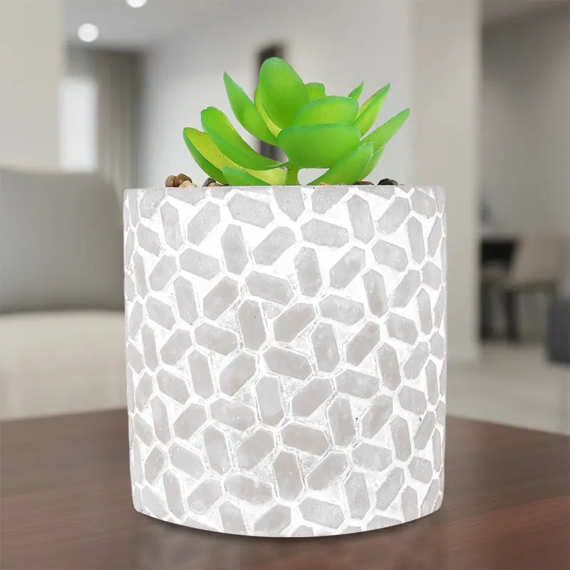 Maceta Con Planta Artificial, Diseño Con Patrón Figuras, Color Gris 1