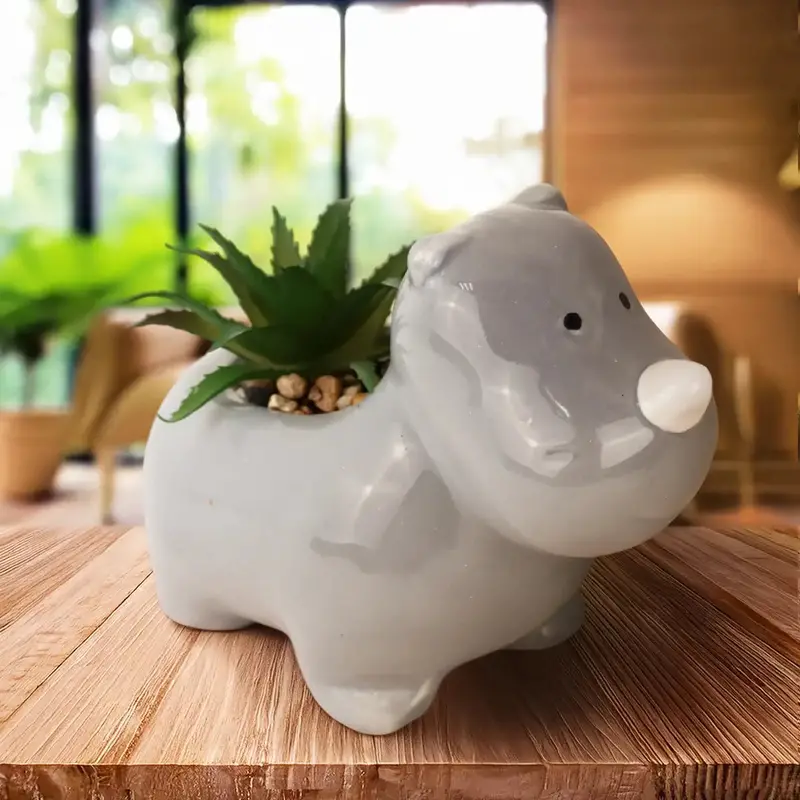 Maceta Con Planta Artificial, Diseño Rinoceronte 1