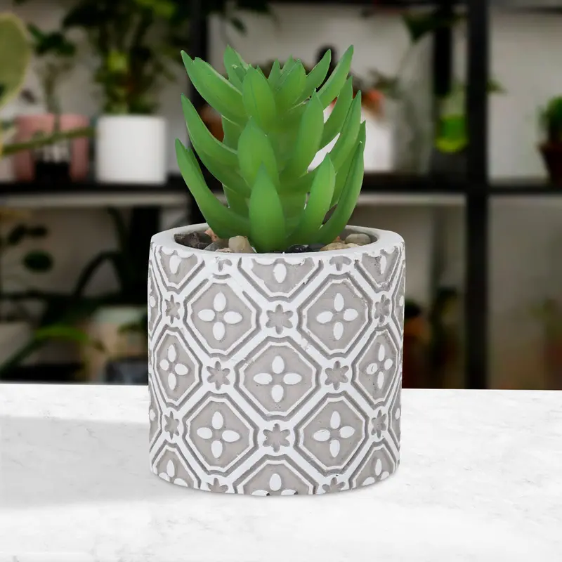 Maceta De Yeso Color Gris Con Planta Artificial 1