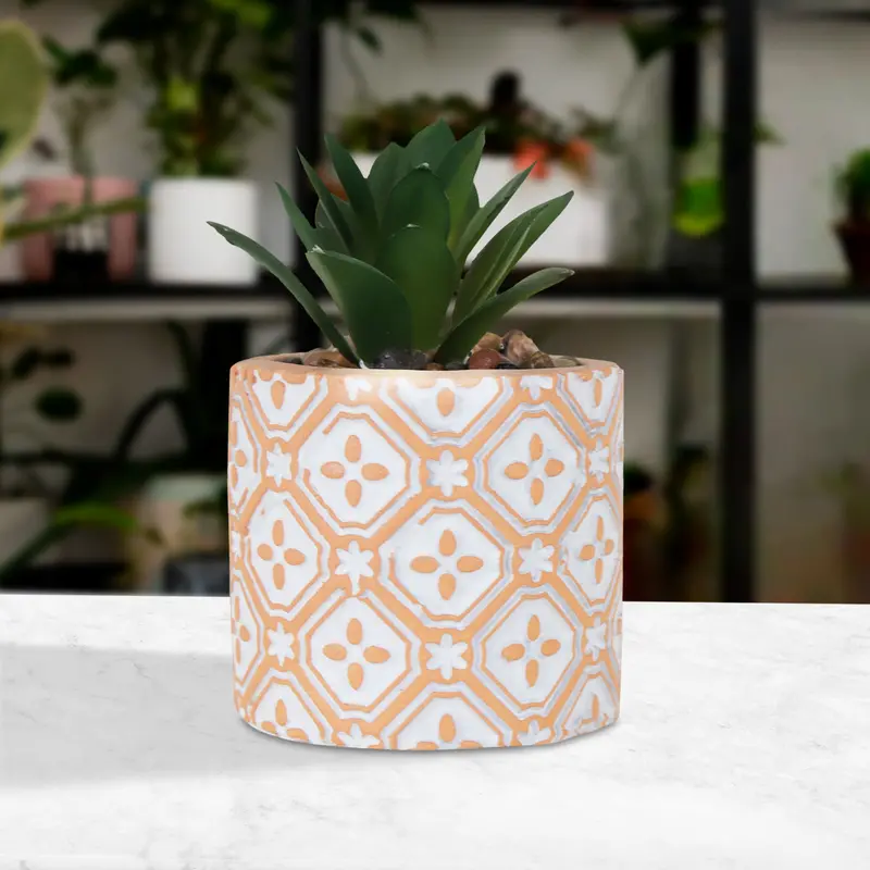 Maceta De Yeso Color Melón Con Planta Artificial 1