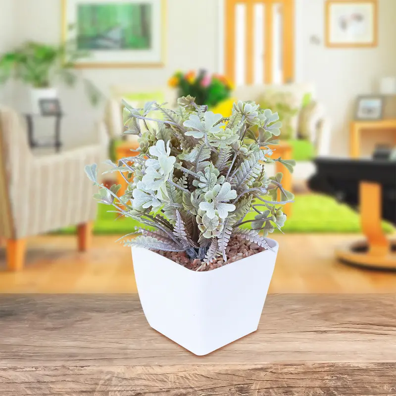 Maceta Decorativa Con Planta Artificial 1