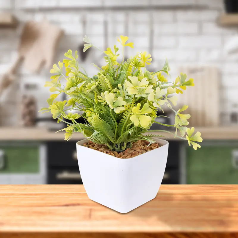 Maceta Decorativa Con Planta Artificial, Color Amarillo 2