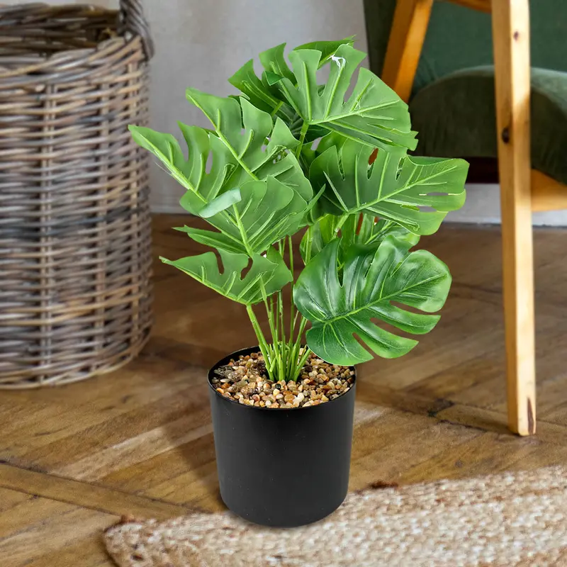 Maceta Negra Con Planta Monstera Artificial 1