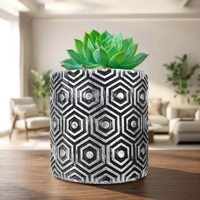 Maceta Textura Hexagonal, Color Negro Y Plata 1