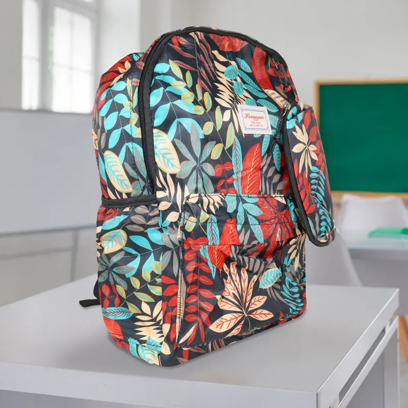 Mochila Con Diseño De Plantas 2