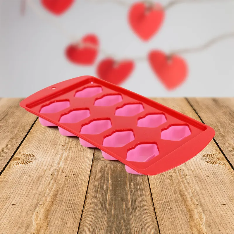 Molde Para Hielos En Forma De Beso, Color Rojo. 2