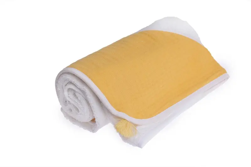 Mollia Unisex Baby Towel - Yellow 1