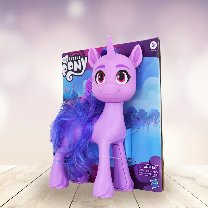 My Little Pony: A New Generation, Izzy Moonbow 2