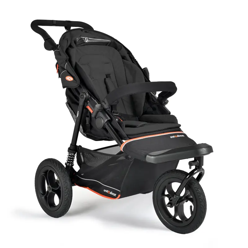 Out N About Single Nipper V6 In Summit Black 2